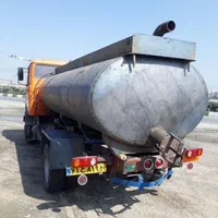 تانکر ماشینی مخزن خاوری