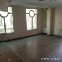 ۶۰متر۲خواب طبقه اول باامکانات چهارباغ درحد۷۰متر