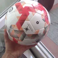 توپ مولتن اصل مناسب چمن