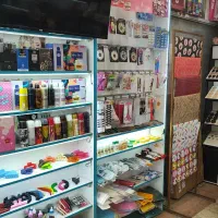 دکور ایستاده و کانتر  در حد نو|فروشگاه و مغازه|قم, زاویه|دیوار