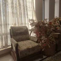 مبل ۷ نفره چوب باکیفیت،محکم و قدیمی