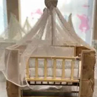 تخت کنار مادر اصلا کارنکرده