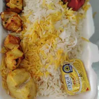 تهیه غذا برادران کماسی