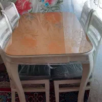 میز ناهار  خوری ۴نفره