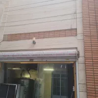 ۲۰ متر مغازه به همراه ۷۰ متر زیرزمین(تمامی مشاغل)