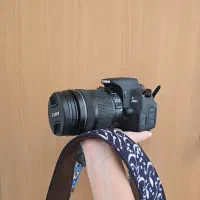 دوربین Canon 700D