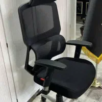 صندلی پشت توری