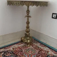 فروش میزطرح برنجی وویترین