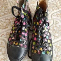 پوتین و کتانی|کیف، کفش، کمربند|اردبیل, |دیوار