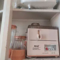 آب میوه گیر