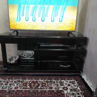 میز تلویزیون  شیشه ای  در حد