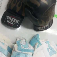 یک جفت دستکش حرفه ای بوکس و ورزشهای رزمی|تجهیزات ورزشی|تهران, امین حضور|دیوار