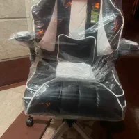 صندلی گیمینگ صفر