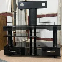 میزتلوزیون شیشه ای