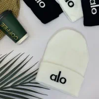 کلاه بافت زنانه فقط۲۷ ت عمده|لباس|یاسوج, |دیوار