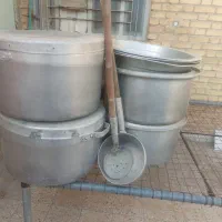۴ عدد قابلمه ۲ عدد سیلندر گاز ۴ عدد آشپال
