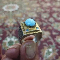 تعداد دو انگشتر نقره استفاده نشده