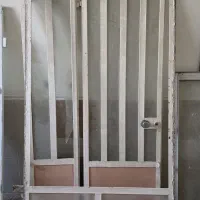 درب آهنی سنگین قدیمی