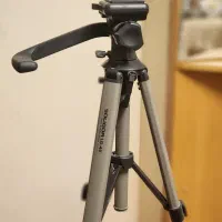 سه پایه دوربین