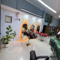 پیرایش کودک همراه با خانه بازی رایگان|خدمات آرایشگری و زیبایی|شاهین‌شهر, گرگاب|دیوار