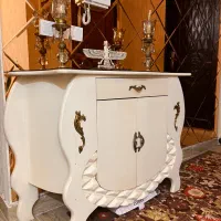 میز و اینه کنسول