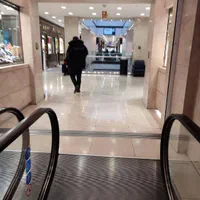 ۱۳/۵ متر مغازه پاساژ کورش مال راسته اصلی بازار طلا|فروش مغازه و غرفه|تهران, باغ فیض|دیوار