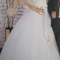 لباس عروس در حد نو