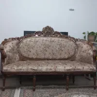 مبل سلطنتی