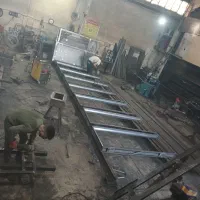 کارگر ساده و جوشکار و استاد کار