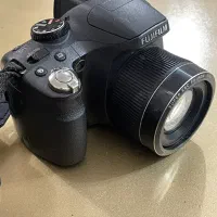 دوربین نیمه حرفه ای