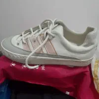 کتونی آدیداس شیک