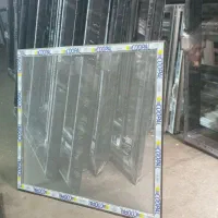 ساخت و ریگلاژ انواع در و پنجره آلمینیوم یو پی ویسی