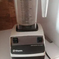 مخلوط کن ویتامیکس