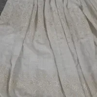 دوتا پرده سفید