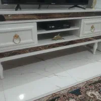 میز تلویزیون در حد شیک