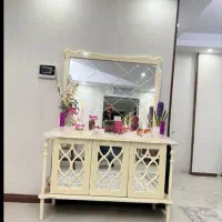 آینه و کنسول کلاسیک کرمی تمام چوب