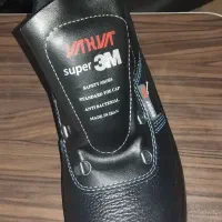 کفش ایمنی|کیف، کفش، کمربند|قائن, |دیوار