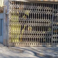 نرده درد گیر یا حفاظ سر دیوار