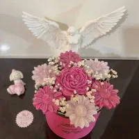 باکس گل شمعی با اسانس انتخابی کادو روز دختر