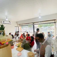 جذب نیرو خانم و آقا کار در کافه (۱۸ تا۲۵ سال)