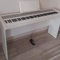 پیانو کرگ B1