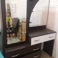 میزآرایشی