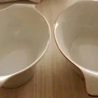 مرغ خوری ولیوان گیلاسی وشیرینی خوری