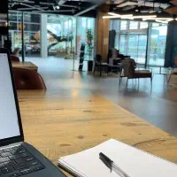 دعوت به همکاری برای افرادی که دنبال کار منعطف هستن
