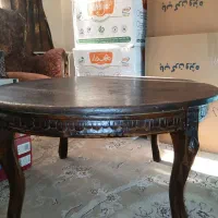میز گرد وسط مبلی