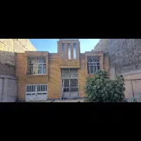 خانه ویلایی ۳۲۰ متری سند شش دانگ و مجوز ساخت