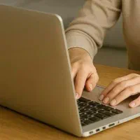 کار در منزل با گوشی