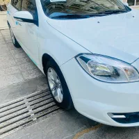 برلیانس h330 اتوماتیک مدل ۱۴۰۰ 1650cc|خودرو سواری و وانت|تهران, پاسداران|دیوار