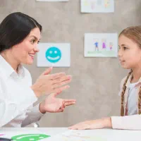 مربی ، پرستار ، معلم ، روانشناس کودک