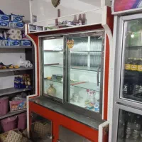 یخچال فریز . ترازو . قفسه